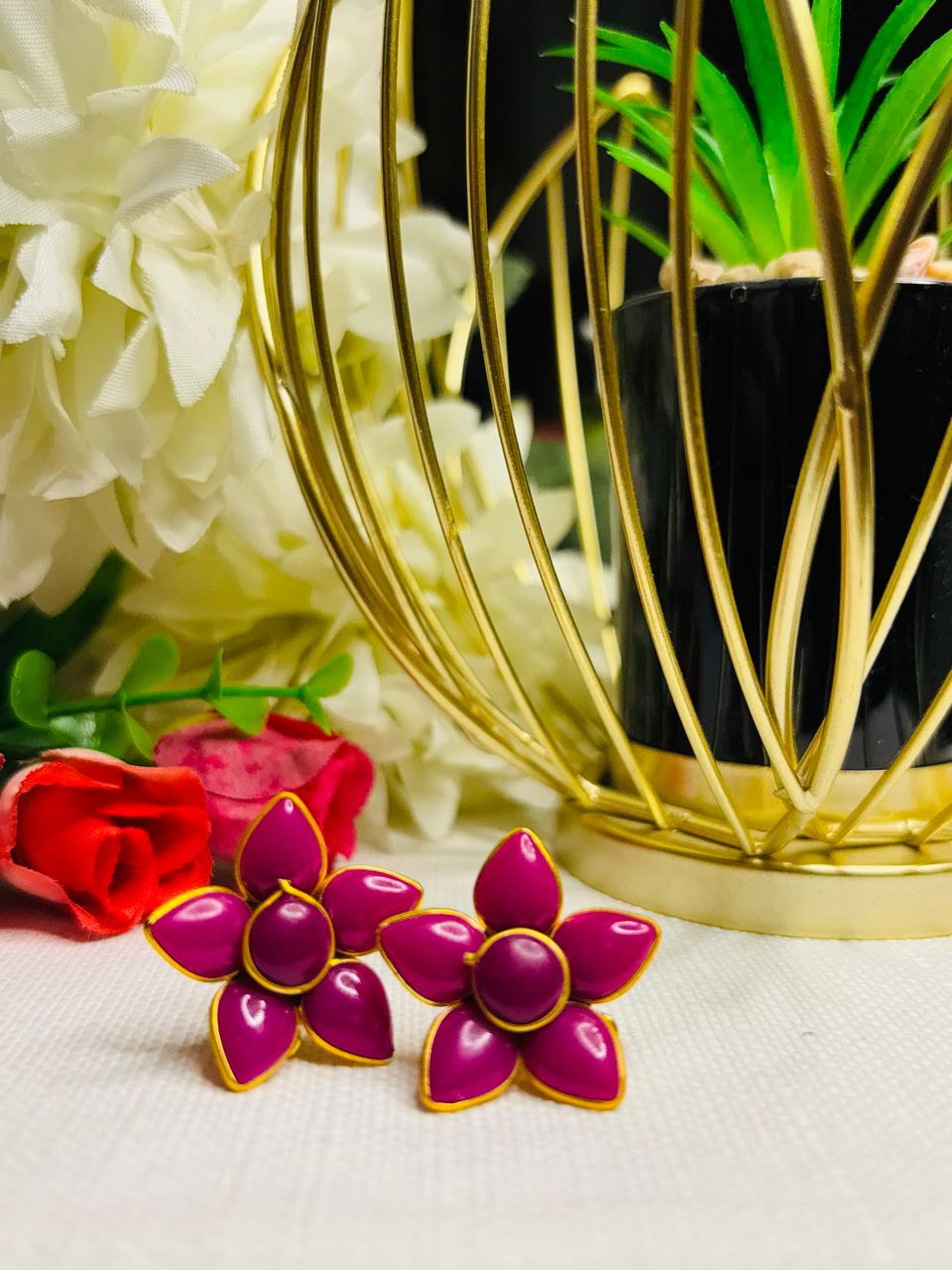 Gulabi Petal Glow
